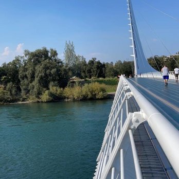 Sundial Bridge - Sundial bridge - Landmarks & Historical Buildings Near Me - Redding, California
