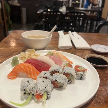 Maru Nations - Sushi combo with miso soup - Sushi Bars Near Me - Nashville, Tennessee Maru Nations - Sushi combo with miso soup - Sushi Bars Near Me - Nashville, Tennessee