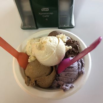 Mortons Moo Homemade Ice Cream - 5 for 5! - Ice Cream & Frozen Yogurt Near Me - Ellsworth, Maine Mortons Moo Homemade Ice Cream - 5 for 5! - Ice Cream & Frozen Yogurt Near Me - Ellsworth, Maine