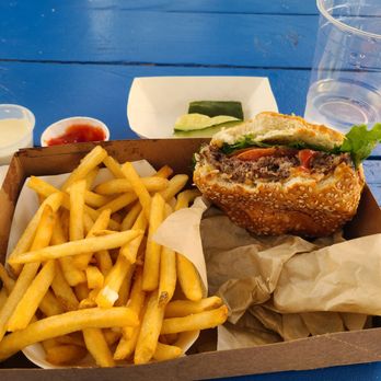 Acme Burger - Petaluma West - The goods - Burgers Near Me - Petaluma, California Acme Burger - Petaluma West - The goods - Burgers Near Me - Petaluma, California