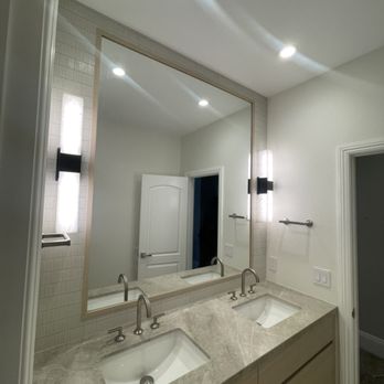 Custom Electric SD - Sconce lighting installation and LED recessed lighting installations - Electricians Near Me - San Diego, California