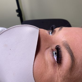 Criologystudio - Eyelash Service Near Me