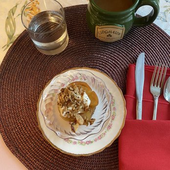 Cloghaun Bed & Breakfast - Baked apple with yogurt, almonds and honey - Hotels Near Me Cloghaun Bed & Breakfast - Baked apple with yogurt, almonds and honey - Hotels Near Me