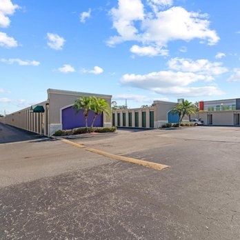 A-AAAKey Mini Storage - Semoran Blvd - Located at 1001 S. Semoran Blvd., Orlando, FL 32807, we're the ultimate solution for Orlando, FL self storage. - Self Storage Near Me - Orlando, Florida A-AAAKey Mini Storage - Semoran Blvd - Located at 1001 S. Semoran Blvd., Orlando, FL 32807, we're the ultimate solution for Orlando, FL self storage. - Self Storage Near Me - Orlando, Florida
