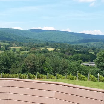 Chateau O'Brien at Northpoint - Great views - Wineries Near Me - Markham, Virginia Chateau O'Brien at Northpoint - Great views - Wineries Near Me - Markham, Virginia