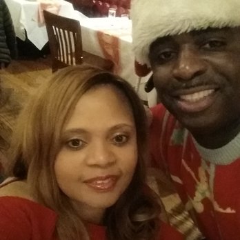 Shaw's Crab House - Ugly Sweater Brunch @Shaw's Crab House with the family! - Seafood Near Me - Chicago, Illinois