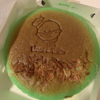 Uncle Tetsu - pandan coconut - Desserts Near Me - Costa Mesa, California Uncle Tetsu - pandan coconut - Desserts Near Me - Costa Mesa, California