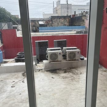 CasaBlanca Hotel - Compressor outside Old and Made Loud Sound - Hotels Near Me - San Juan, Puerto Rico CasaBlanca Hotel - Compressor outside Old and Made Loud Sound - Hotels Near Me - San Juan, Puerto Rico
