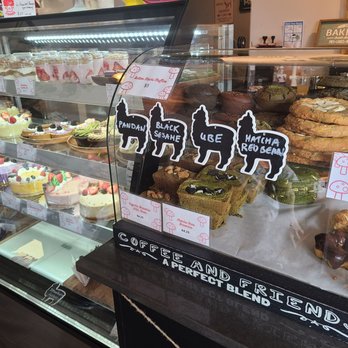 Oishiii Sweets - Storefront selection - Desserts Near Me - Toronto, Ontario Oishiii Sweets - Storefront selection - Desserts Near Me - Toronto, Ontario