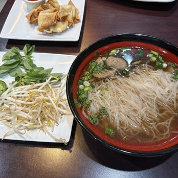 Lemon Thai Kitchen - Pho with beef - Thai Near Me - Burnsville, Minnesota