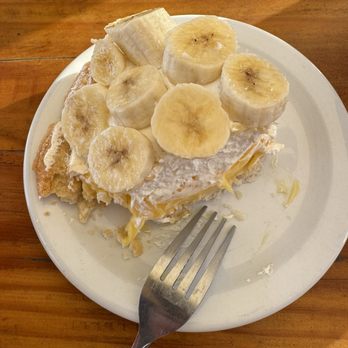 Kelcy's Restaurant - Banana Cream pie! - American Near Me - Tehachapi, California