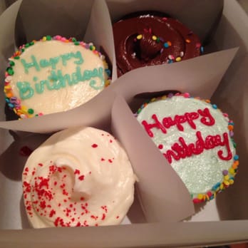 SusieCakes - Studio City - birthday cupcakes - Bakeries Near Me - Studio City, California SusieCakes - Studio City - birthday cupcakes - Bakeries Near Me - Studio City, California