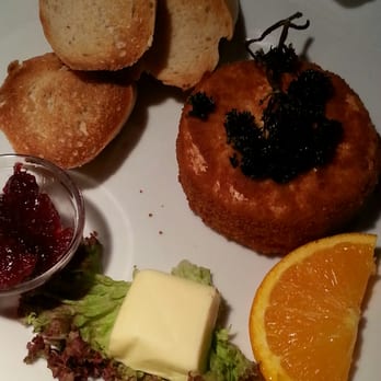 Bäckerbrunnen - Fried camembert cheese with cranberry and toast & butter. Yum! - German Near Me - Wiesbaden, HE