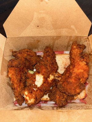 Roost Chicken & Biscuits by null
