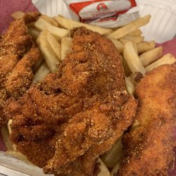 Hot Spot Fried Chicken Food Truck - Chicken tenders and fries