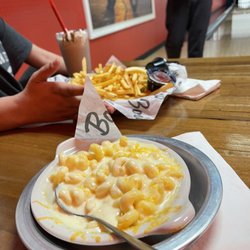 Bowlero Turnersville