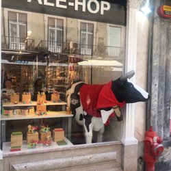 Ale-Hop - The cow is peaking out the window