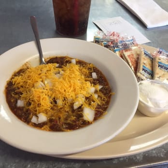 River Oaks Cafe - Texas Ref Chili with Onions and shredded cheese - Breakfast & Brunch Near Me - Fort Worth, Texas