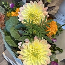 Flower bouquet for sale