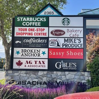The Broken Anchor - Sign - Seafood Near Me - Kelowna, British Columbia