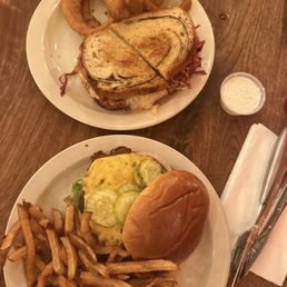 Rueben & hometown burger Rueben & hometown burger