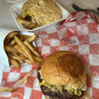 7th Street Burger New Haven - Burgers Near Me - New Haven, Connecticut