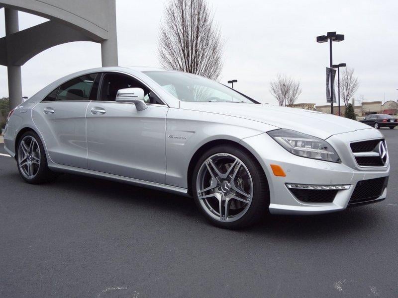 LUXURY MOTORS MONROE 382 W 8th St, Monroe, Wisconsin Car Dealers