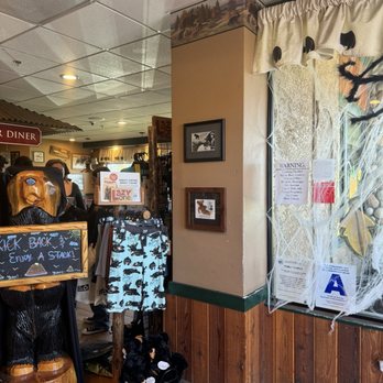 Black Bear Diner Moreno Valley - Check in area - Diners Near Me - Moreno Valley, California Black Bear Diner Moreno Valley - Check in area - Diners Near Me - Moreno Valley, California