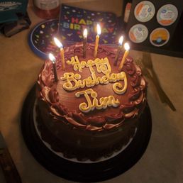 Cake with fudge icing