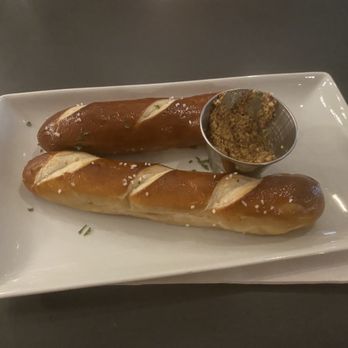 The Hoot - Pretzel - Bars Near Me - Columbia, South Carolina