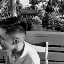 Reids mobile barber service - Medium skin fade