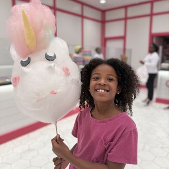 Puffy Cotton Candy - Desserts Near Me - Grapevine, Texas