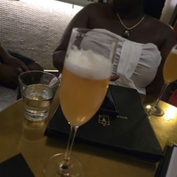Bourbon N' Bubbles - Charleston 75 - Bars Near Me - Charleston, South Carolina Bourbon N' Bubbles - Charleston 75 - Bars Near Me - Charleston, South Carolina