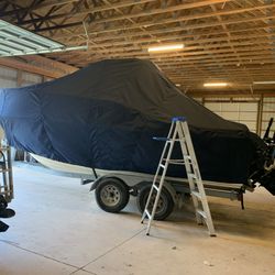 Anne's Canvas Shop - Custom boat cover