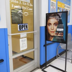 Walmart National Vision Center - Got Optometrist on site!