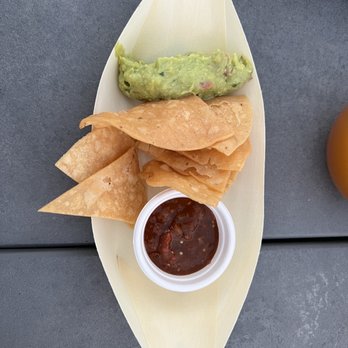 NIDO's BackYard - Chips and guac appetizer - Mexican Near Me - Oakland, California
