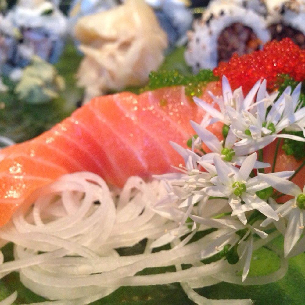Saiko - Salmon sashimi - Japanese Near Me - Malmö, M