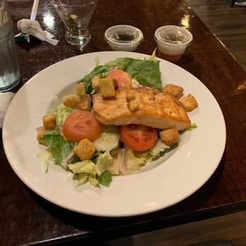 Pomodoro Italian Kitchen - Grilled Salmon Salad - Italian Near Me - Durham, North Carolina Pomodoro Italian Kitchen - Grilled Salmon Salad - Italian Near Me - Durham, North Carolina