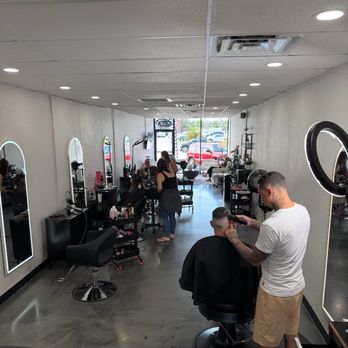 Evolve Hair Lounge - Hair Salons Near Me - Sarasota, Florida Evolve Hair Lounge - Hair Salons Near Me - Sarasota, Florida