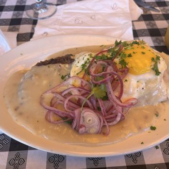 7 Mile House - Loco Moco - Sports Bars Near Me - Brisbane, California