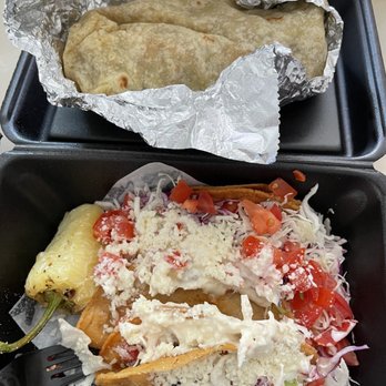 La Bufadora Baja Grill - Burrito and potato tacos - Mexican Near Me - Montebello, California La Bufadora Baja Grill - Burrito and potato tacos - Mexican Near Me - Montebello, California
