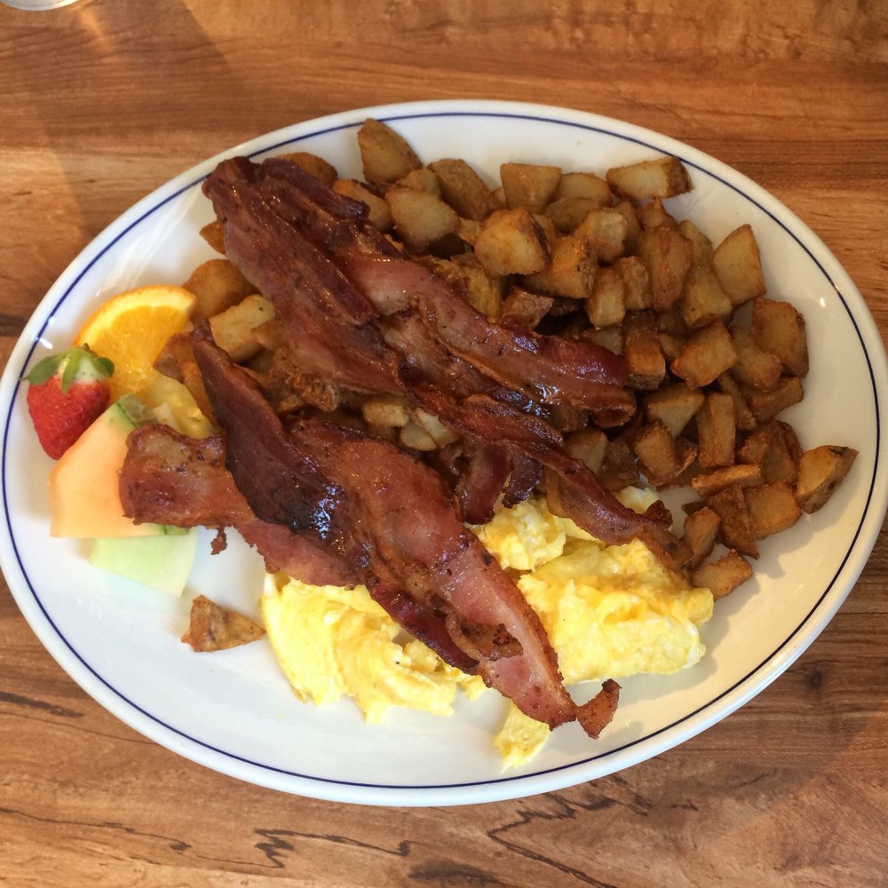 Barb's Country Kitchen - 3 eggs and bacon. Huge! - Burgers Near Me - Orangeville, Ontario