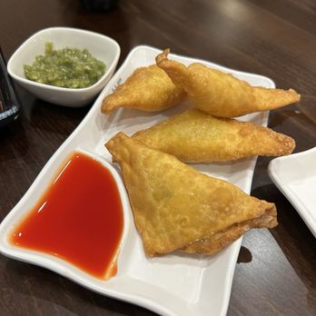 Lin's Garden - Cheese Wonton - Japanese Near Me - Roseville, California