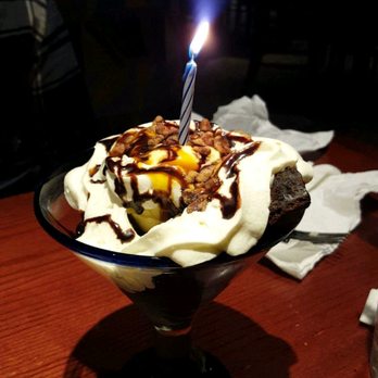 Red Lobster - Brownie a la mode, lit with a candle for my mom's birthday! - Seafood Near Me - Scarborough, Ontario Red Lobster - Brownie a la mode, lit with a candle for my mom's birthday! - Seafood Near Me - Scarborough, Ontario
