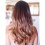 Photo of Salon Blondies