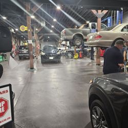 Galveston Automotive - AC shop. Clean clean