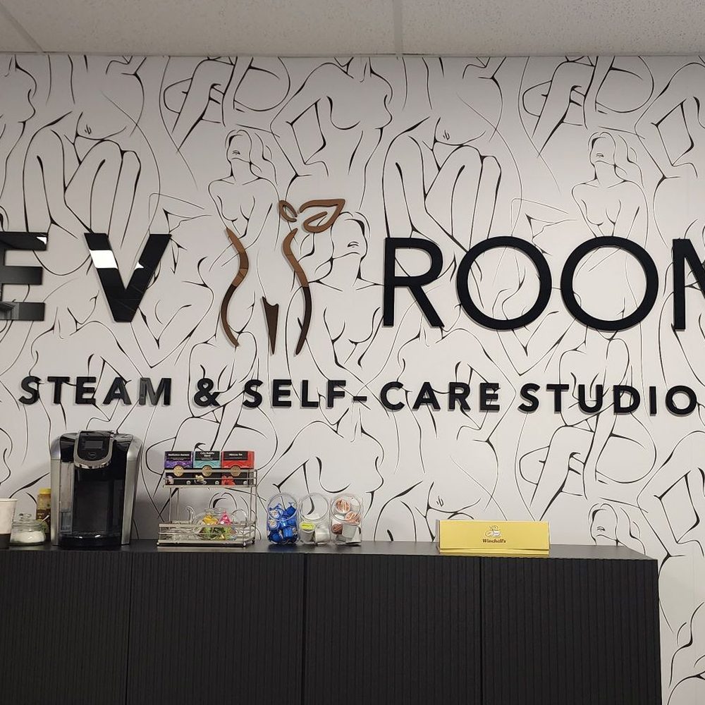 The V Room LLC - The reception/lobby area - Day Spas Near Me - Aurora, Colorado