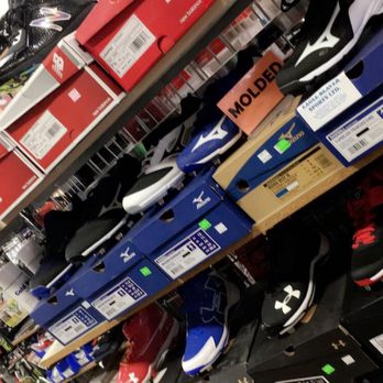 Eagle Beaver Source For Sports - Sporting Goods Near Me - Toronto, Ontario Eagle Beaver Source For Sports - Sporting Goods Near Me - Toronto, Ontario