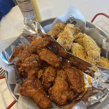 Don Chicken - Little Neck - Chicken Wings Near Me - Little Neck, New York