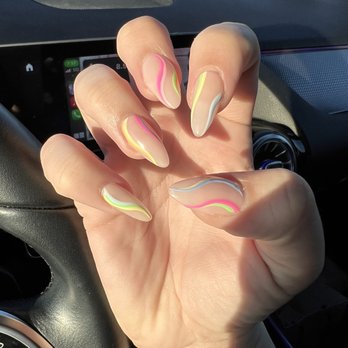 Tips & Toes - Nail Salons Near Me - Westminster, California